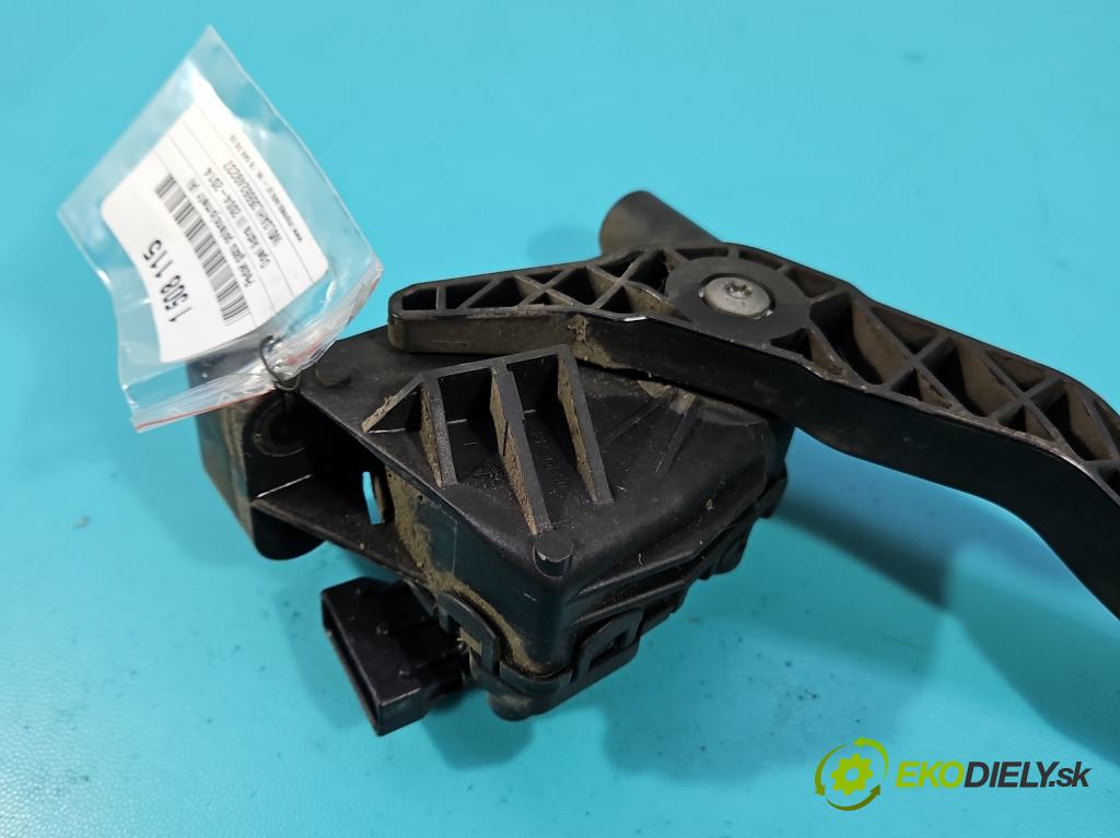 Opel Astra III 2004-2014 1.7 cdti 101 hp manual 74 kW 1686 cm3 5- pedal plyn: potenciometr: 9157998