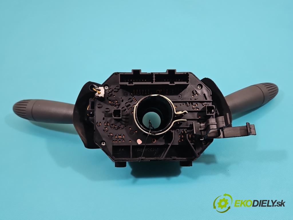 Fiat Panda II 2003-2012 1.1 54 HP manual 40 kW 1108 cm3 5- prepínač komplex: 735444632 (Prepínacie páčky pod volantom)