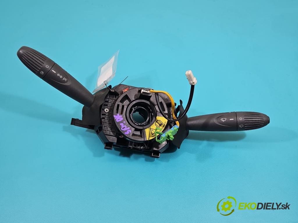 Fiat Panda II 2003-2012 1.1 54 HP manual 40 kW 1108 cm3 5- prepínač komplex: 735444632 (Prepínacie páčky pod volantom)