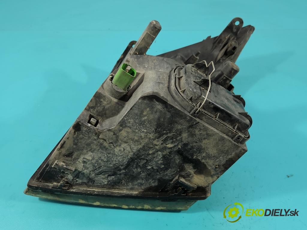 Ford Transit Mk7 2006-2013 2.4 tdci 116 HP manual 85 kW 2402 cm3 5- Reflektor: pravý  (Svetlo predné pravé)