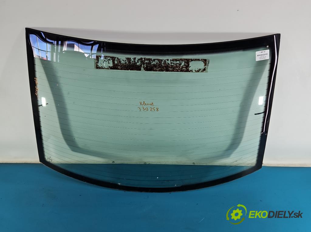 Vw Passat B5 1995-2005 1.9 tdi 90 hp manual 66 kW 1896 cm3 4- sklo zadní  (Zadní sklo)