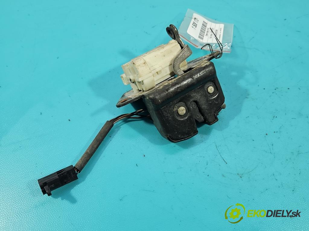 Fiat Croma II 2005-2010 1.9 jtd 150 HP manual 110 kW 1910 cm3 5- zámok kufrové dvere zadné 65006100