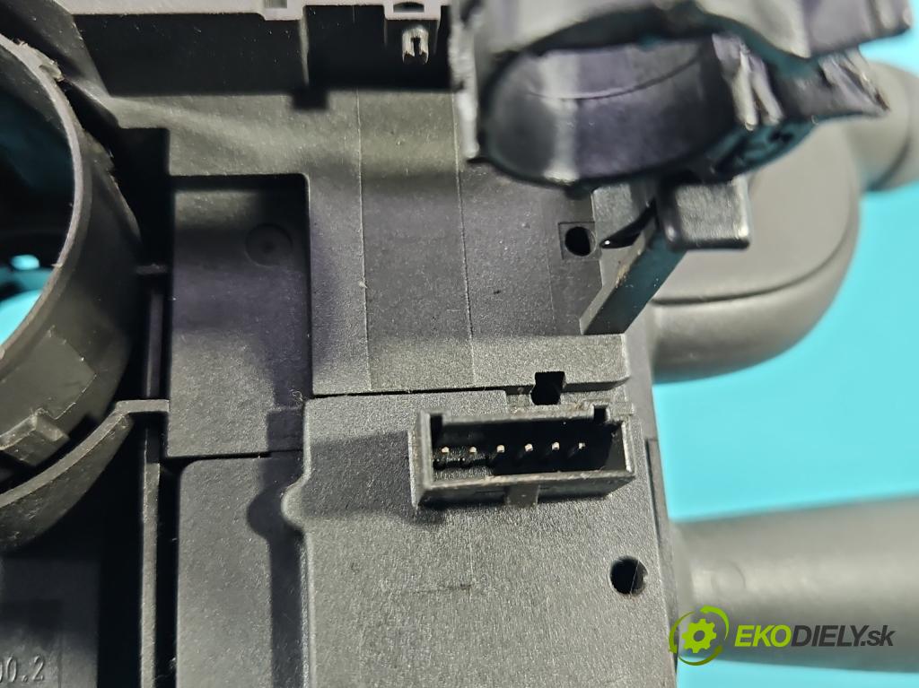 Fiat Croma II 2005-2010 1.9 jtd 150 HP manual 110 kW 1910 cm3 5- prepínač komplex: 07354087570 (Prepínacie páčky pod volantom)