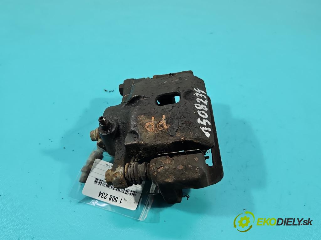 Hyundai Atos 1.0 55 HP manual 40.4 kW 999 cm3 5- brzdič predné pravý  (Kľučka dverí ostatné)