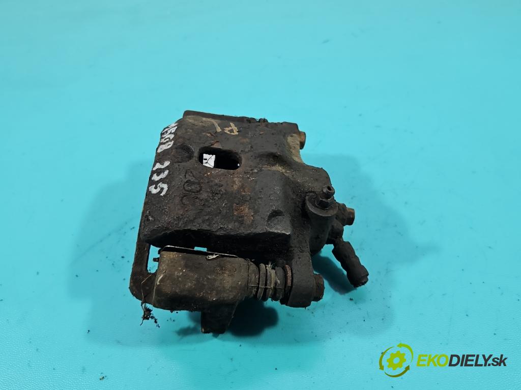 Hyundai Atos 1.0 55 HP manual 40.4 kW 999 cm3 5- brzdič predné ľavý  (Kľučka dverí ostatné)