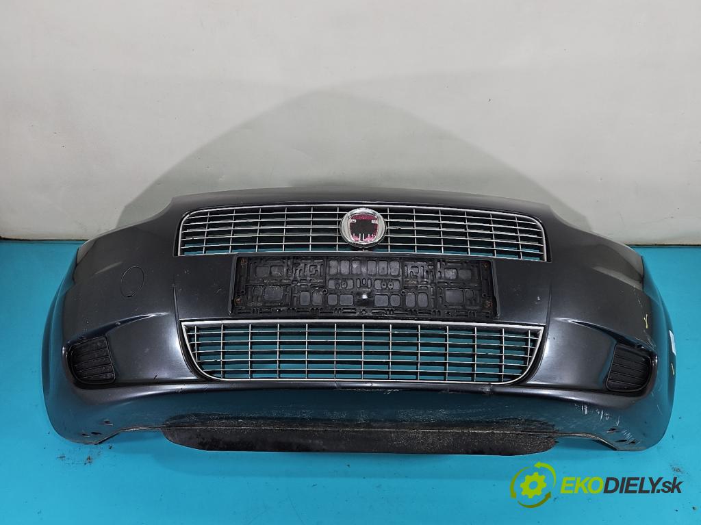 Fiat Punto Grande 1.4 8V 77 hp manual 57 kW 1368 cm3 5- nárazník přední  (Klika dveří ostatní)
