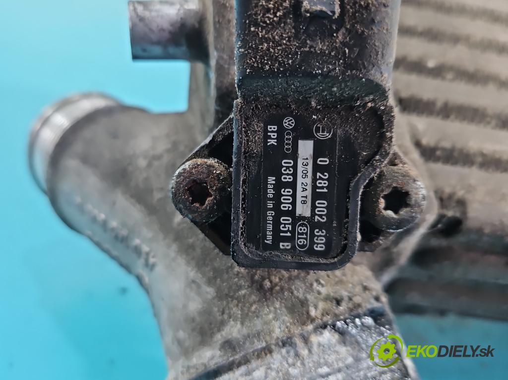 Audi A8 D3 2002-2009 3.0 tdi 232KM automatic 171 kW 2967 cm3 4- Intercooler 4E0145805G (Intercooler (chladič stlačeného vzduchu))