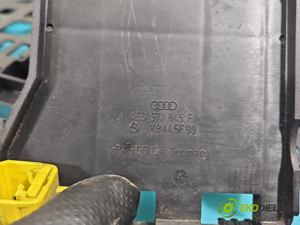 Audi A8 D3 2002-2009 3.0 tdi 232KM automatic 171 kW 2967 cm3 4- kontakt plusová 4E0971845