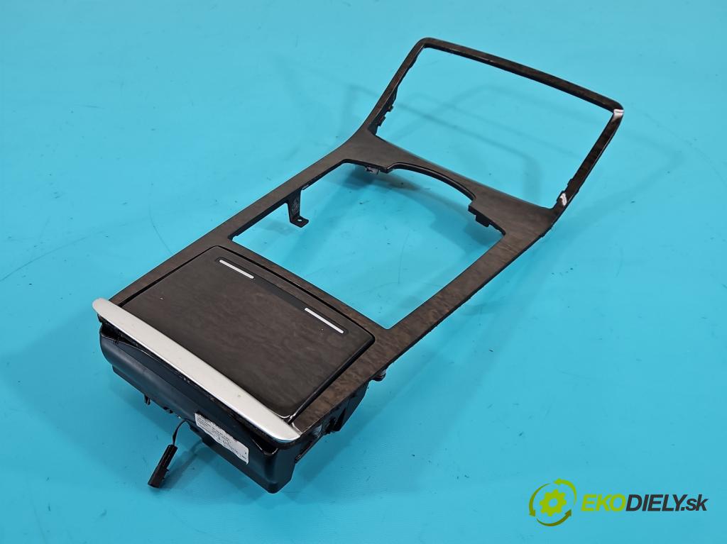 Audi A8 D3 2002-2009 3.0 tdi 232KM automatic 171 kW 2967 cm3 4- lišta ozdobná interiéry: 4E1857115C