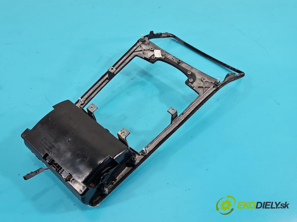 Audi A8 D3 2002-2009 3.0 tdi 232KM automatic 171 kW 2967 cm3 4- lišta ozdobná interiéry: 4E1857115C