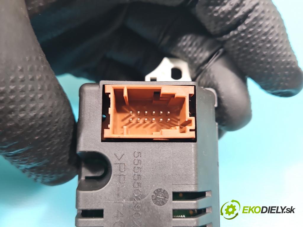 Peugeot Partner II 2008-2018 1.6 hdi 90 HP manual 66 kW 1560 cm3 5- Zobrazit: 9807307080 (Prístrojová doska)