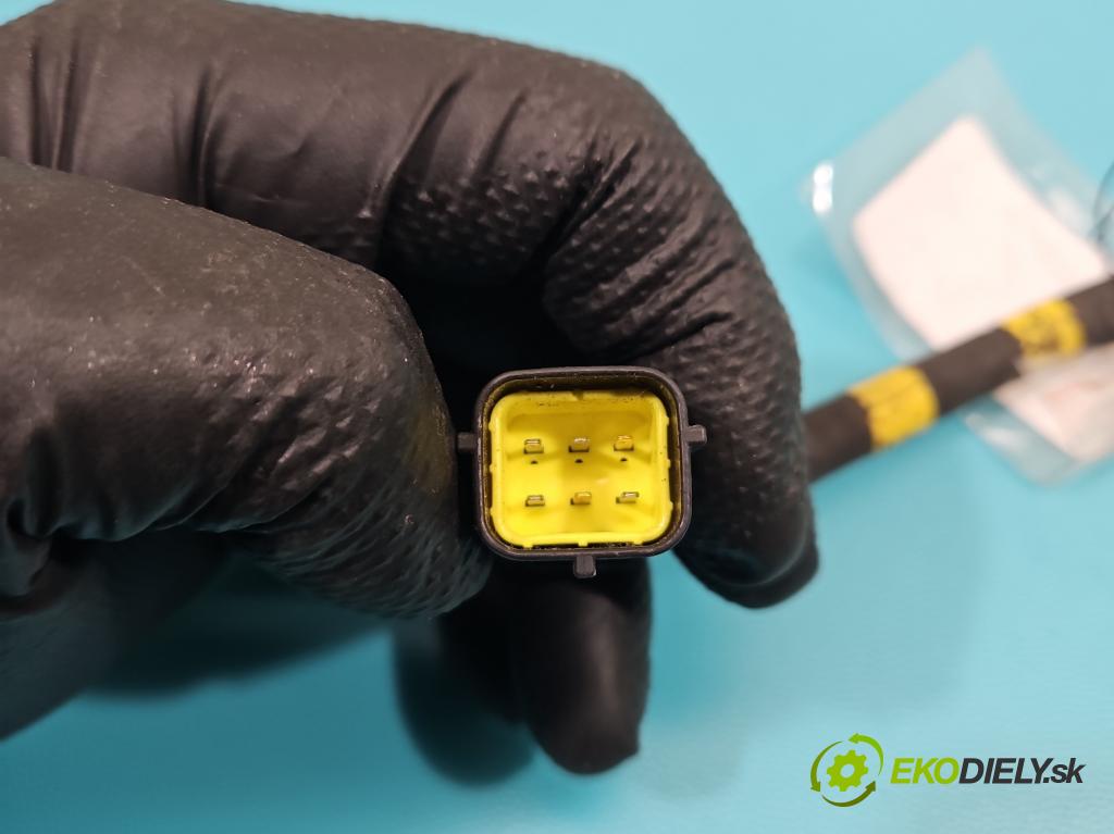 Chevrolet Captiva 2.2 VCDI 184hp automatic 135 kW 2231 cm3 5- Sonda lambda 25182881 (Lambda sonda)