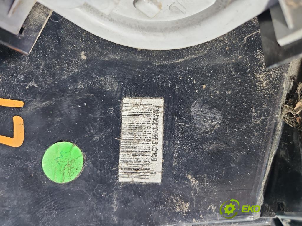 Fiat Bravo II 2007-2014 1.9 jtd 120 HP manual 88 kW 1910 cm3 5- svetlo / reflektor zadné ľavé 51757544 (Kľučka dverí ostatné)