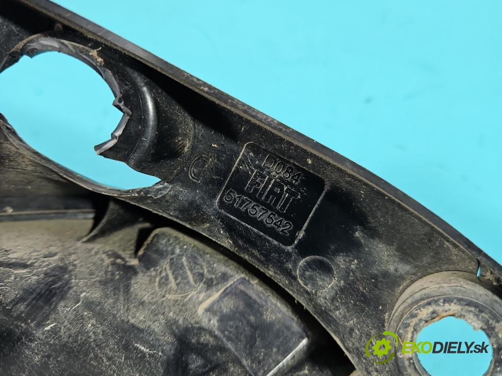 Fiat Bravo II 2007-2014 1.9 jtd 120 HP manual 88 kW 1910 cm3 5- svetlo / reflektor zadné pravé  (Kľučka dverí ostatné)