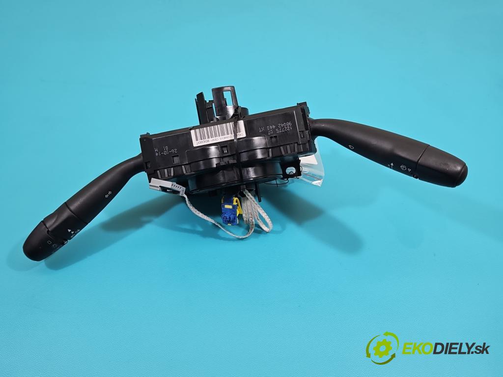 Peugeot 301 1.6 16v 116 HP manual 85 kW 1587 cm3 4- prepínač komplex: 98042440XT (Prepínacie páčky pod volantom)