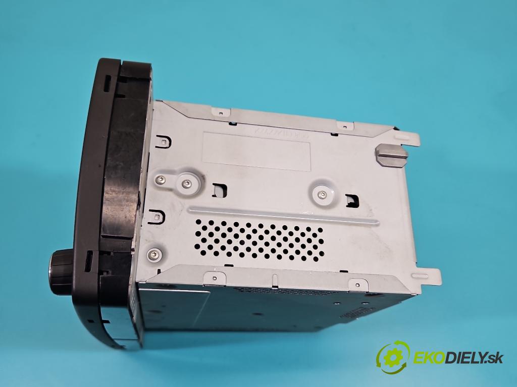 Skoda Octavia II 2004-2013 1.9 tdi 105 HP manual 77 kW 1896 cm3 5- Radio originál 1Z0035161G