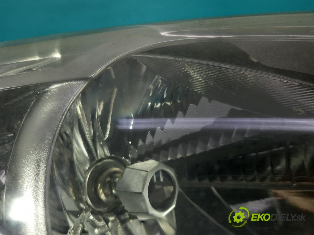 Peugeot Partner II 2008-2018 1.6 hdi 90 HP manual 66 kW 1560 cm3 5- Reflektor: pravý 9682828180 (Svetlo predné pravé)