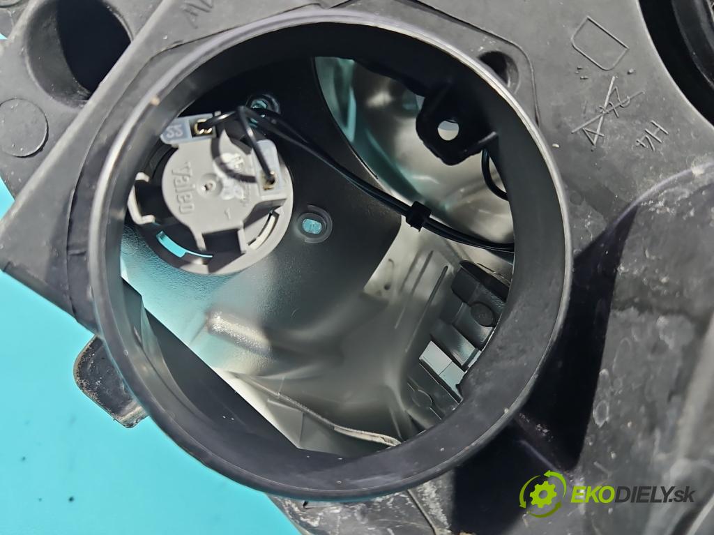 Peugeot Partner II 2008-2018 1.6 hdi 90 HP manual 66 kW 1560 cm3 5- Reflektor: pravý 9682828180 (Svetlo predné pravé)