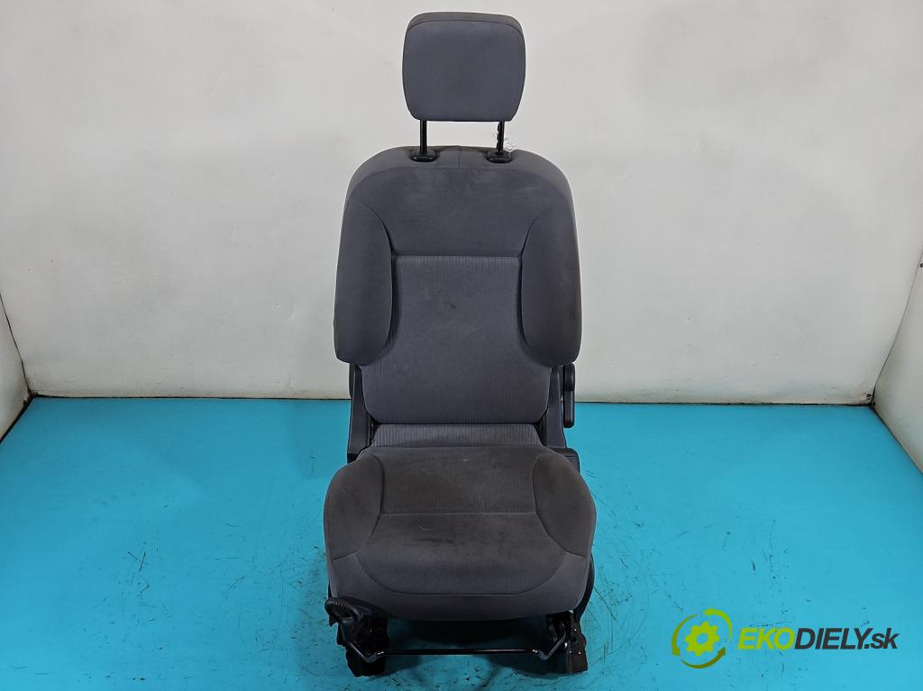 Peugeot Partner II 2008-2018 1.6 hdi 90 HP manual 66 kW 1560 cm3 5- Sedačka ľavý  (Sedadlo)