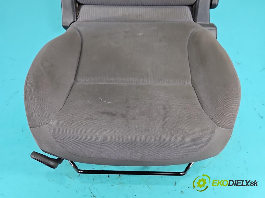 Peugeot Partner II 2008-2018 1.6 hdi 90 HP manual 66 kW 1560 cm3 5- Sedačka ľavý  (Sedadlo)