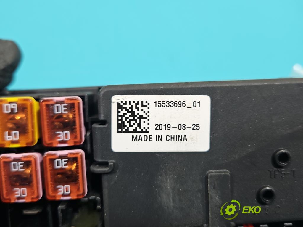 Opel Astra V  2015-2022 1.5 cdti 105 hp manual 77 kW 1496 cm3 5- skříňka pojistková 15533696-01 (Pojistková skříňka)