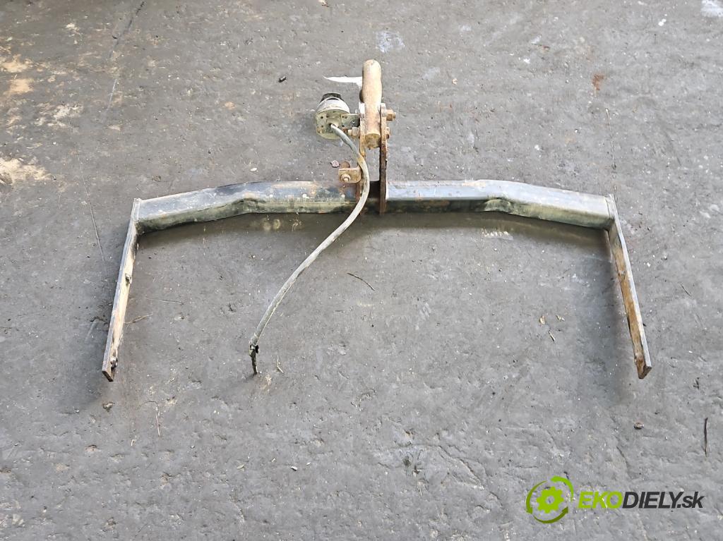 Seat Cordoba II 6L 2002-2008 1.4 16V 75 hp manual 55 kW 1390 cm3 4- oko tažné  (Tažné zařízení)