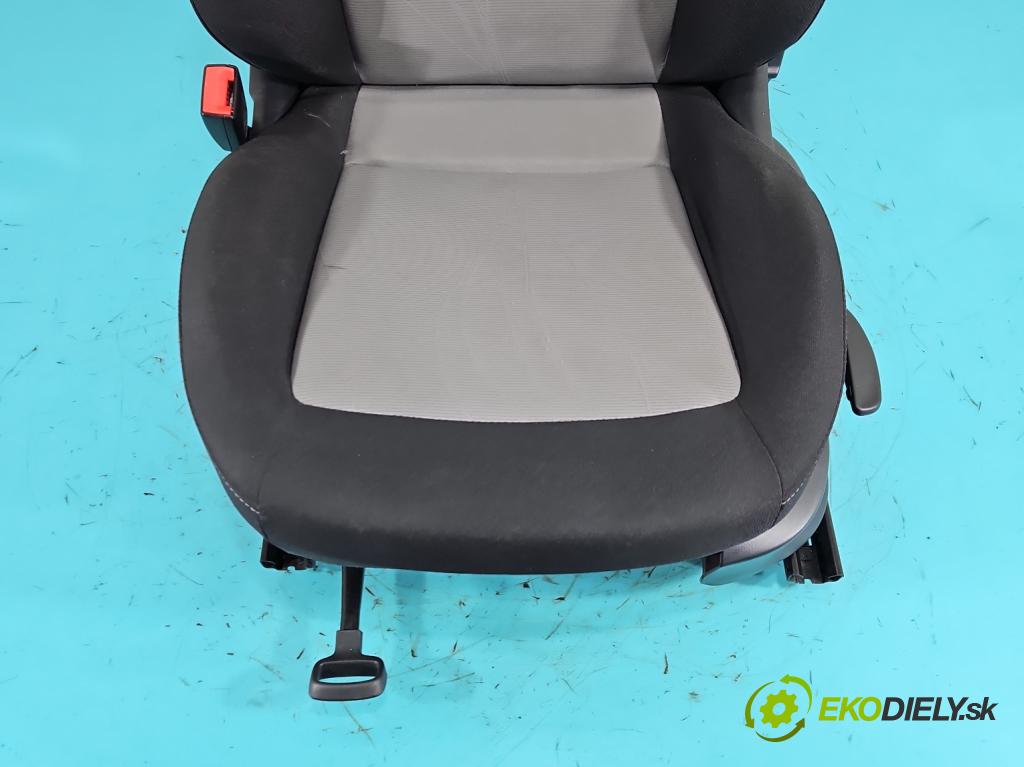 Seat Ibiza IV 6J 2008-2017 1.6 tdi 105 HP manual 77 kW 1598 cm3 5- Sedačka ľavý (Sedadlo)