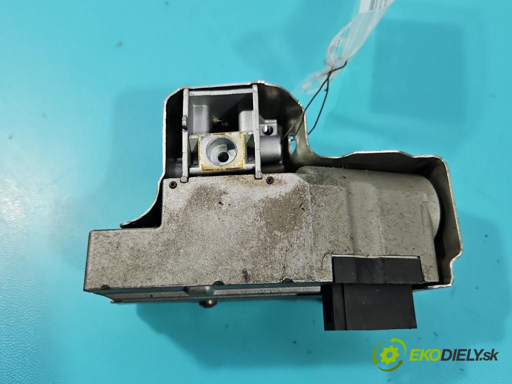 Audi A8 D3 2002-2009 3.0 tdi 232KM automatic 171 kW 2967 cm3 4- Blokada: řízení: 4E0905852D (Řízení ostatní)