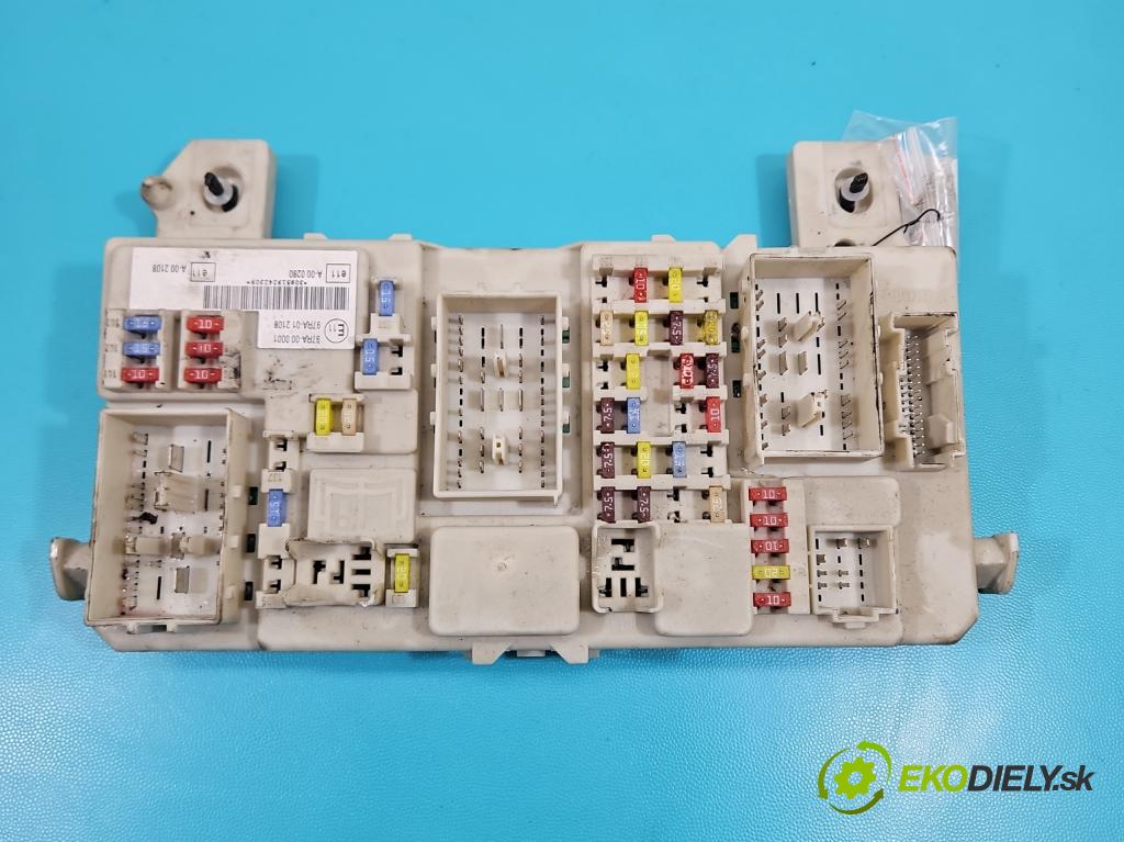 Ford C-Max I 2003-2010 1.8 tdci 116 hp manual 85 kW 1753 cm3 5- skříňka pojistková 8M5T-14014 (Pojistková skříňka)