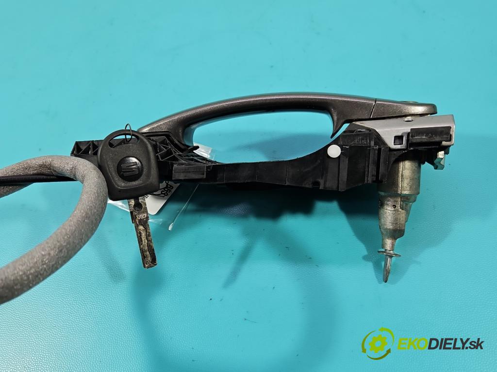 Seat Ibiza IV 6J 2008-2017 1.6 tdi 105 hp manual 77 kW 1598 cm3 5- klika přední levé 5N0837885 (Vnější přední levá klika dveří)