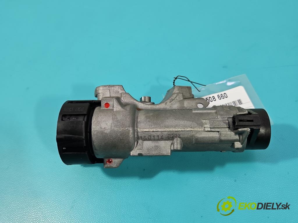 Seat Ibiza IV 6J 2008-2017 1.6 tdi 105 HP manual 77 kW 1598 cm3 5- Spínačka 6R0905851D (Spínacia skrinka)