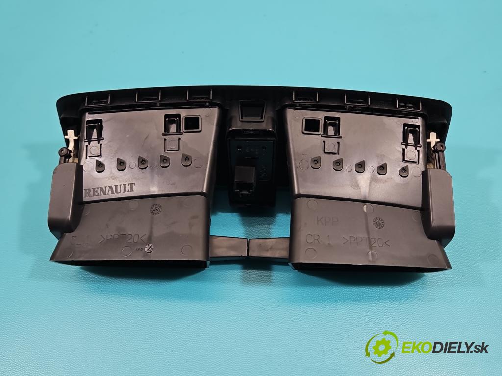 Renault Megane III 2008-2016 1.5 dci 110 HP manual 81 kW 1461 cm3 5- Mřížka: kúrenia stredová  (Mriežka kúrenia (fukár))