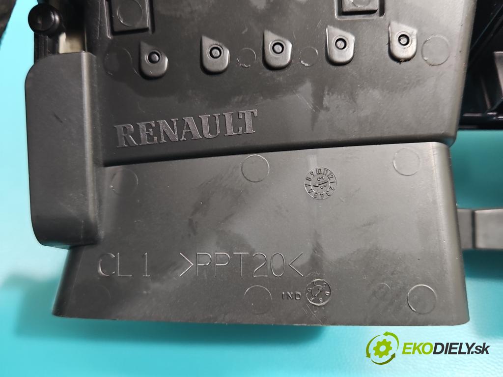 Renault Megane III 2008-2016 1.5 dci 110 HP manual 81 kW 1461 cm3 5- Mřížka: kúrenia stredová  (Mriežka kúrenia (fukár))