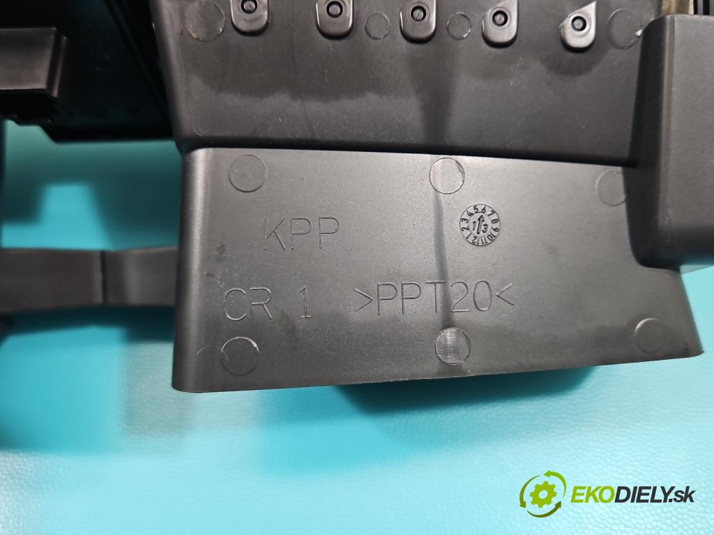 Renault Megane III 2008-2016 1.5 dci 110 HP manual 81 kW 1461 cm3 5- Mřížka: kúrenia stredová  (Mriežka kúrenia (fukár))