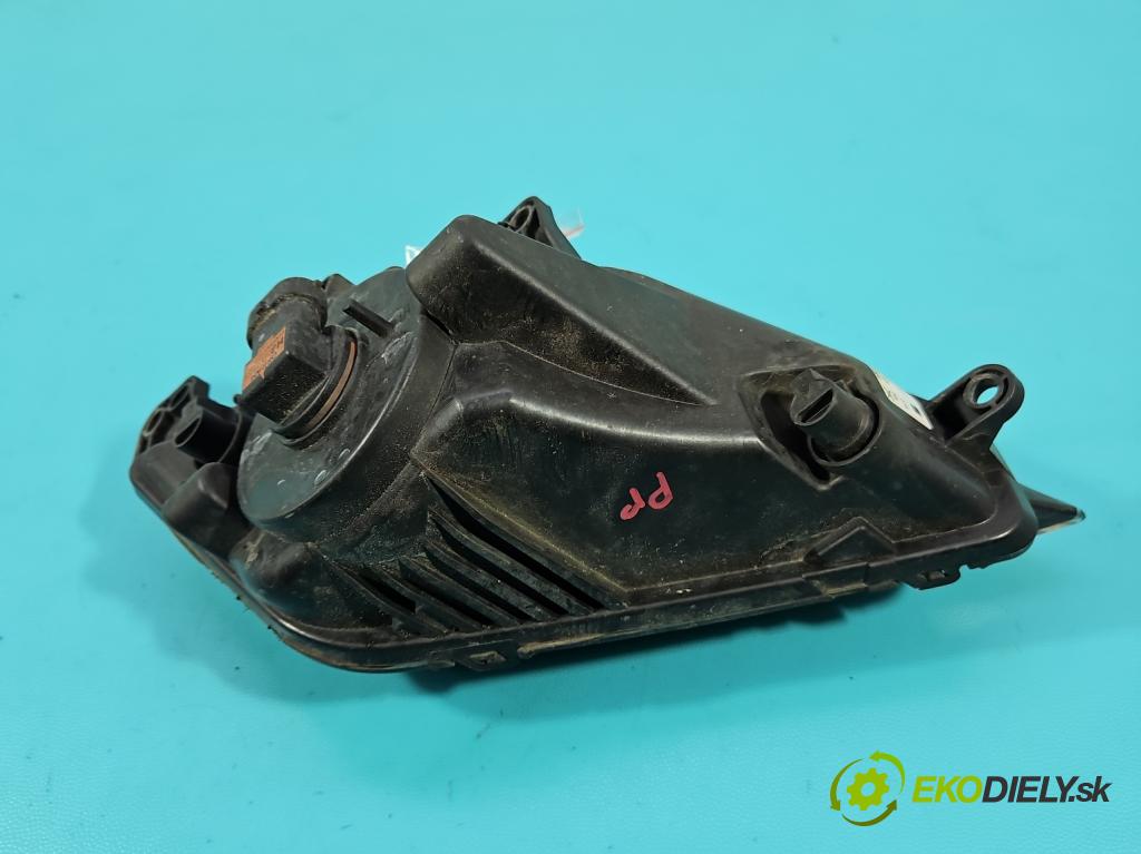 Seat Ibiza IV 6J 2008-2017 1.6 tdi 105 hp manual 77 kW 1598 cm3 5- Halogen pravý 6J9941702A (Klika dveří ostatní)