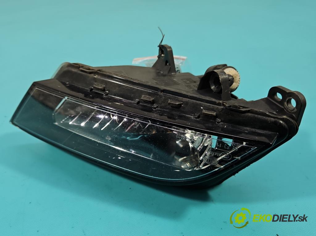 Seat Ibiza IV 6J 2008-2017 1.6 tdi 105 hp manual 77 kW 1598 cm3 5- Halogen pravý 6J9941702A (Klika dveří ostatní)