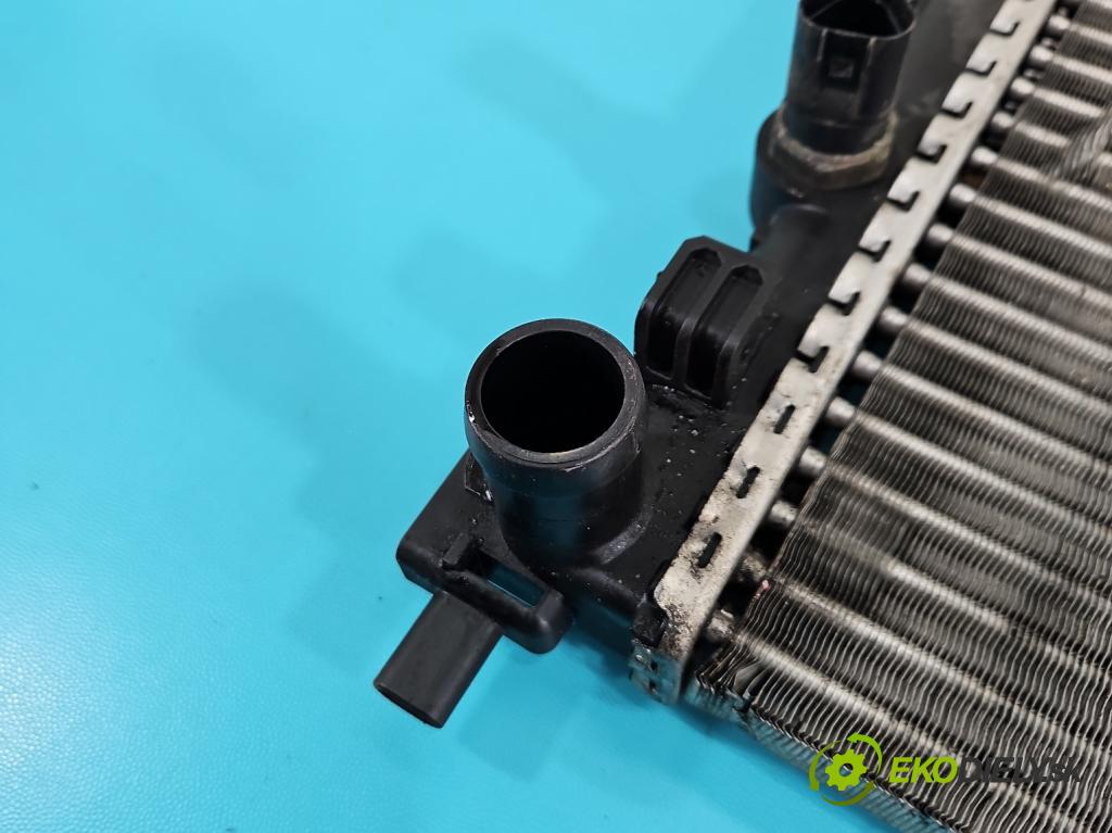 Seat Ibiza IV 6J 2008-2017 1.6 tdi 105 hp manual 77 kW 1598 cm3 5- Chladič vody 6R0121253 (Vodní chladič)