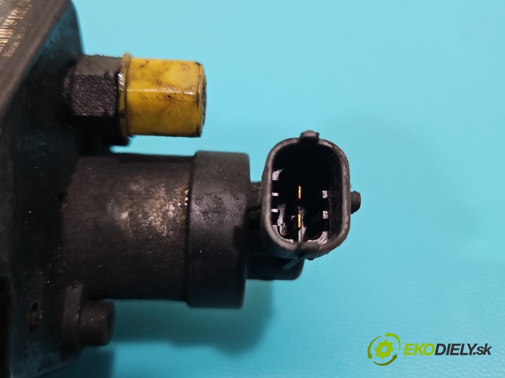 Alfa romeo 159 1.9 jtd 150 HP manual 110 kW 1910 cm3 5- čerpadlo vstrekovacia 0445010130 (Vstrekovacie čerpadlo)