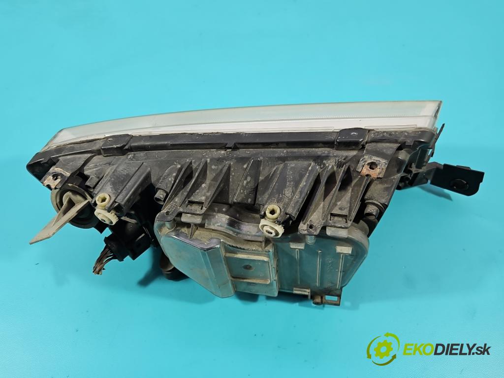 Skoda Fabia I 1999-2007 1.4 16V 75 HP manual 55 kW 1390 cm3 5- Reflektor: ľavý  (Kľučka dverí ostatné)