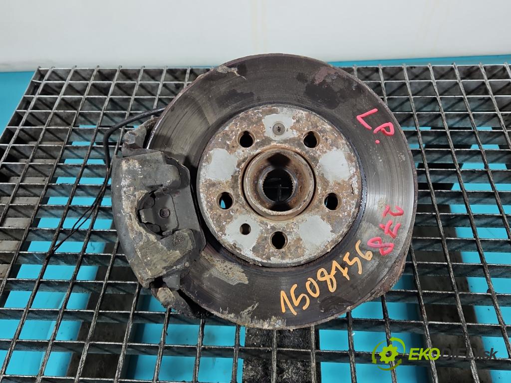 Skoda Fabia I 1999-2007 1.4 16V 75 HP manual 55 kW 1390 cm3 5- náboj ľavé  (Náboj kolesa)