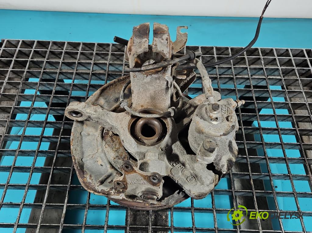 Skoda Fabia I 1999-2007 1.4 16V 75 HP manual 55 kW 1390 cm3 5- náboj ľavé  (Náboj kolesa)