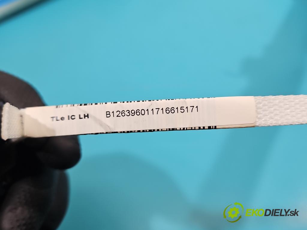 Hyundai Tucson III 2015-2020 1.6 GDI 132 hp manual 97 kW 1591 cm3 5- Záclona: levé 85010-D7000