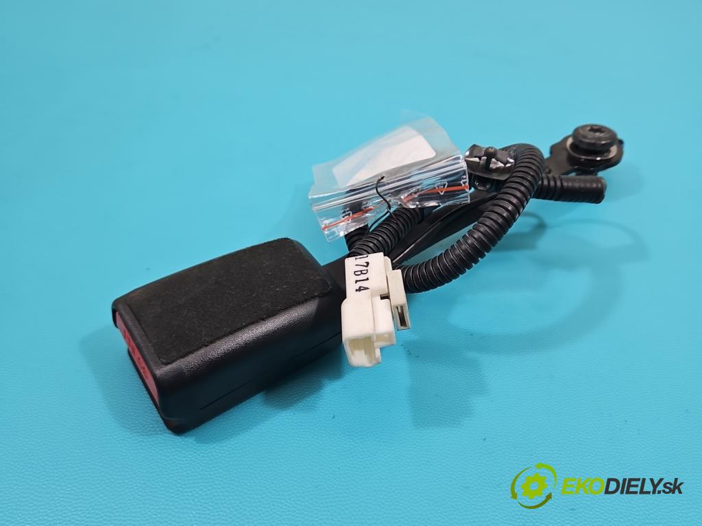 Hyundai Tucson III 2015-2020 1.6 GDI 132 hp manual 97 kW 1591 cm3 5- stěna bezpečnost přední levý 88830-07000