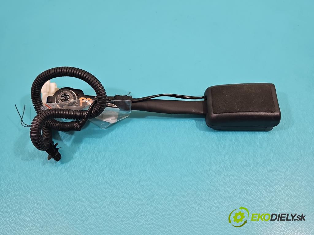 Hyundai Tucson III 2015-2020 1.6 GDI 132  HP manual 97 kW 1591 cm3 5- pas bezpečnosť: predné pravý 88830-D7000