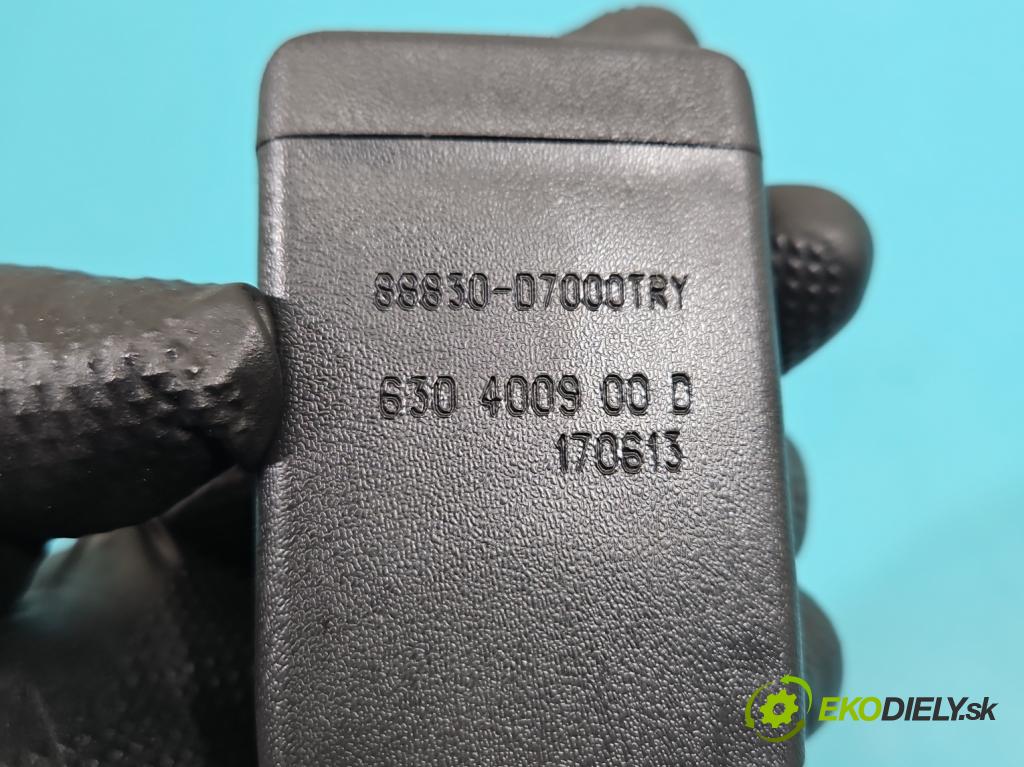 Hyundai Tucson III 2015-2020 1.6 GDI 132  HP manual 97 kW 1591 cm3 5- pas bezpečnosť: predné pravý 88830-D7000