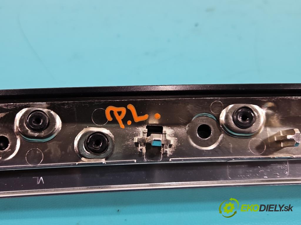 Bmw 5 F10 2010-2017 2.0b 184 hp automatic 135 kW 1997 cm3 4- lišta ozdobná interiéry: 9166649