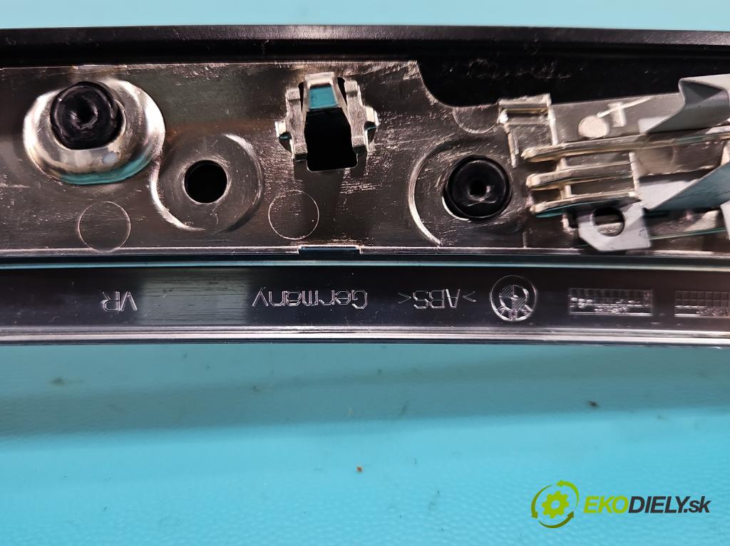 Bmw 5 F10 2010-2017 2.0b 184 hp automatic 135 kW 1997 cm3 4- lišta ozdobná interiéry: 9166649