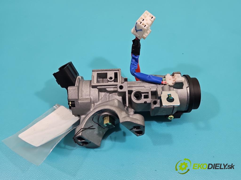 Hyundai Tucson III 2015-2020 1.6 GDI 132  HP manual 97 kW 1591 cm3 5- Spínačka  (Spínacia skrinka)