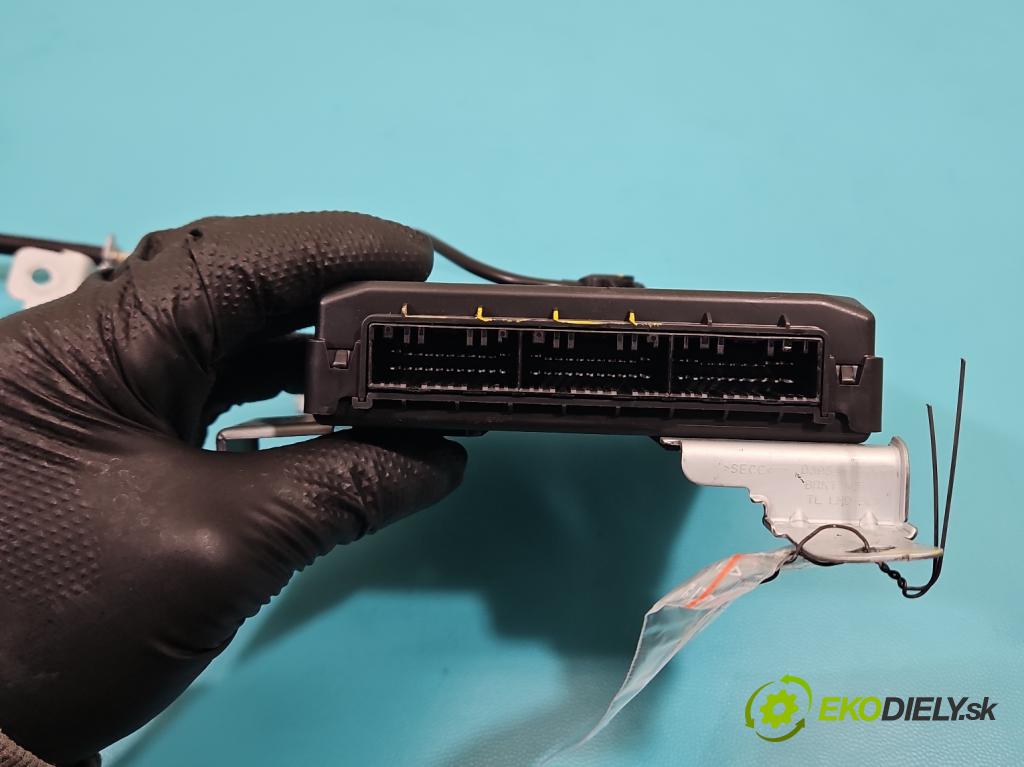 Hyundai Tucson III 2015-2020 1.6 GDI 132  HP manual 97 kW 1591 cm3 5- riadiaca jednotka ostatné 95400-D7160