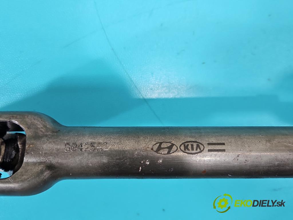 Hyundai Tucson III 2015-2020 1.6 GDI 132 hp manual 97 kW 1591 cm3 5- Sloupek volant  (Tyč řízení (volantu))